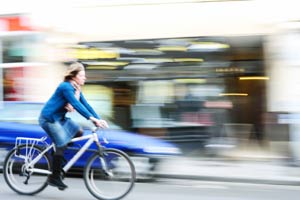 Women donâ€™t believe that British roads are safe enough for them to cycle on