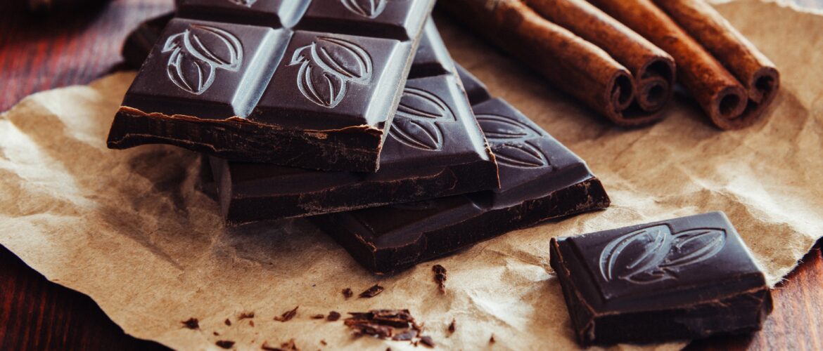 eat dark chocolate with 75% cocoa to enjoy the health benefits of chocolate